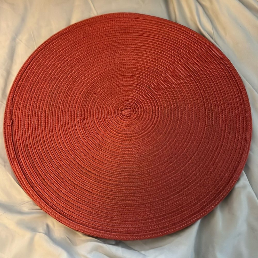 Set of 4 15 inch round Placemats
